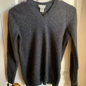 Grey cashmere sweater